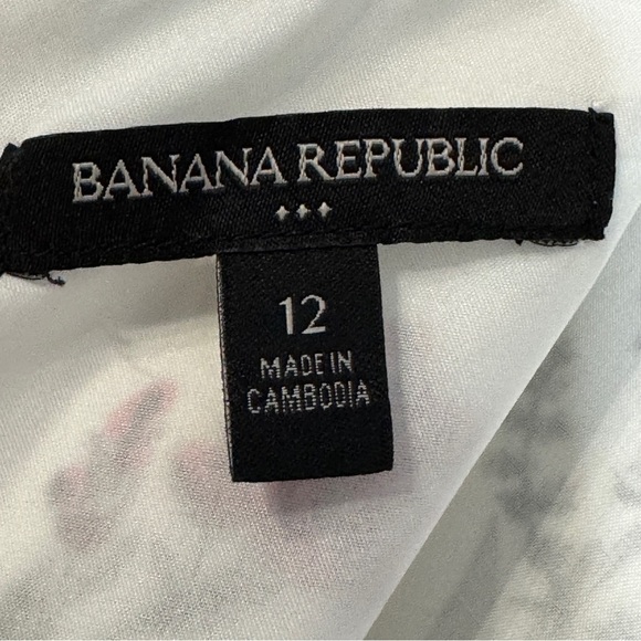 Banana Republic Floral Fit & Flare Dress | Size 12 - Picture 4 of 8